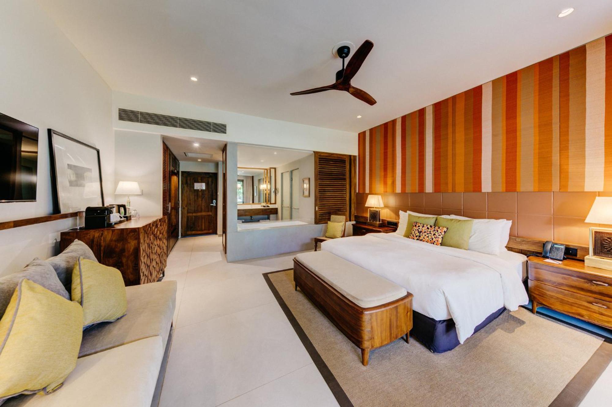 Luxury Seafront King on Spa & on F&B,1666063093:JPEG